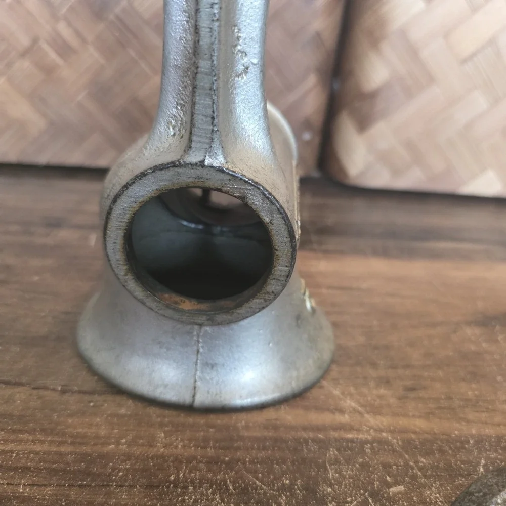 Vintage Cast Iron Universal Food Grinder #2‎ Meat Grinder Table Top Made in USA